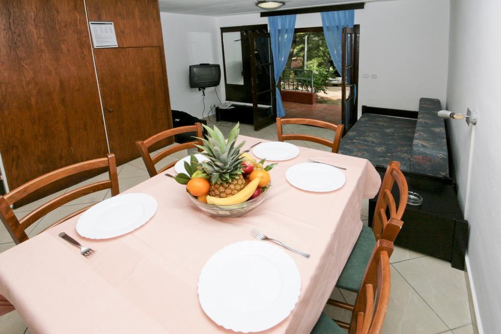 Apartments Kanegra Plava Laguna ウマグ エクステリア 写真